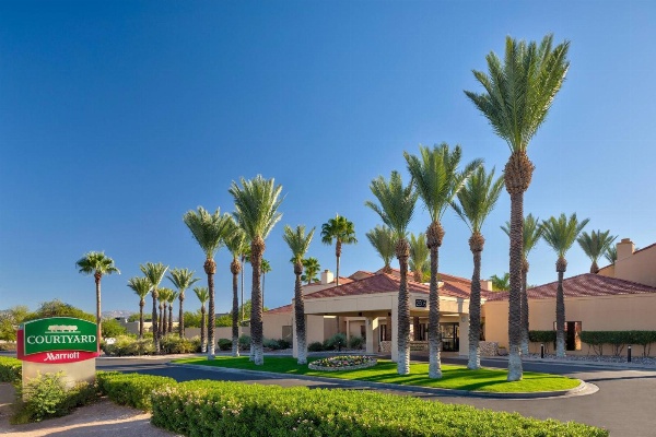 Courtyard by Marriott Tucson Airport image 1