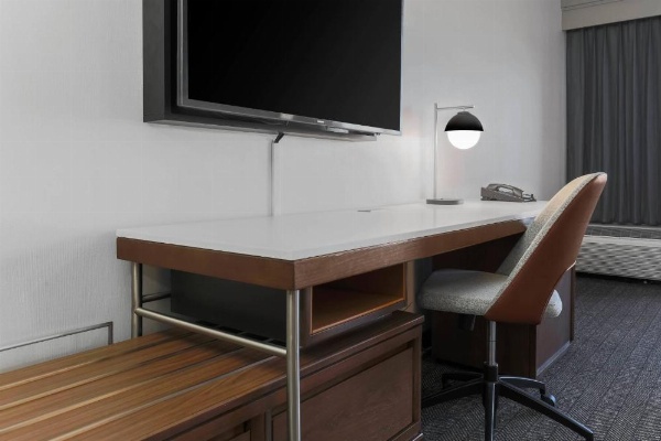 Courtyard by Marriott Tucson Airport image 12