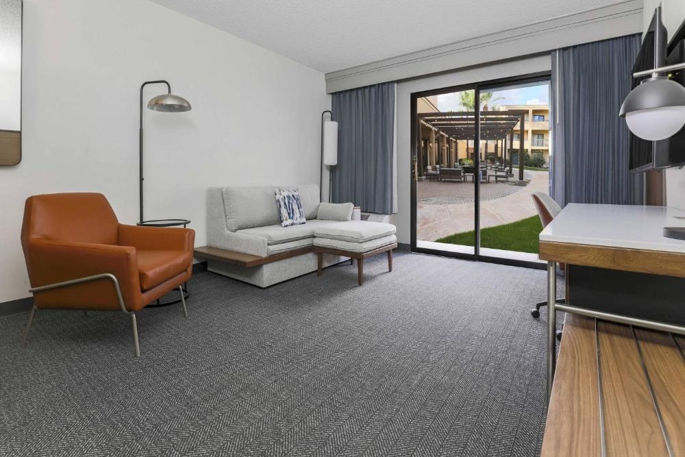 Courtyard by Marriott Tucson Airport